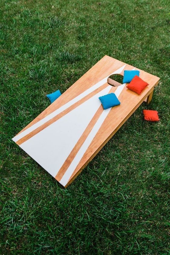 Corn hole